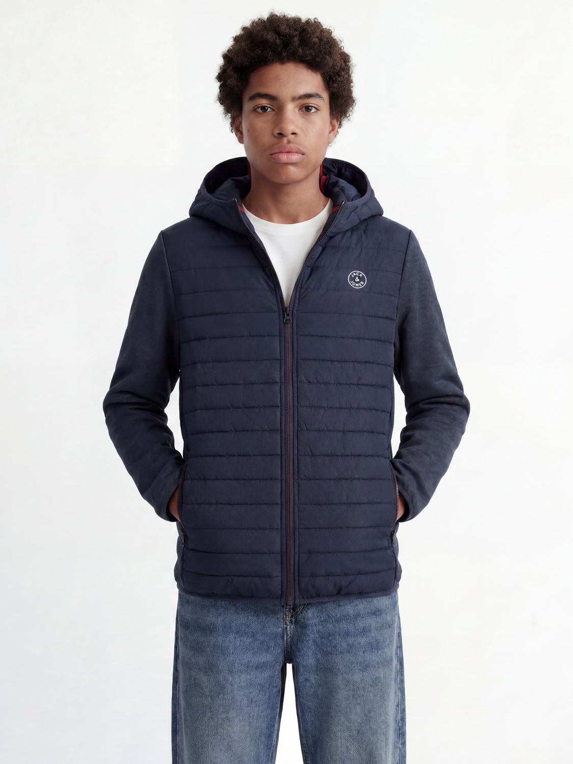 model_shot-front